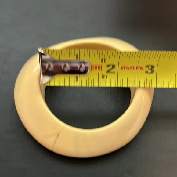 Vintage Plastic Bangle Bracelet, Cream, Black Swirl, Asymmetrical, Retro, Boho - Picture 9 of 9